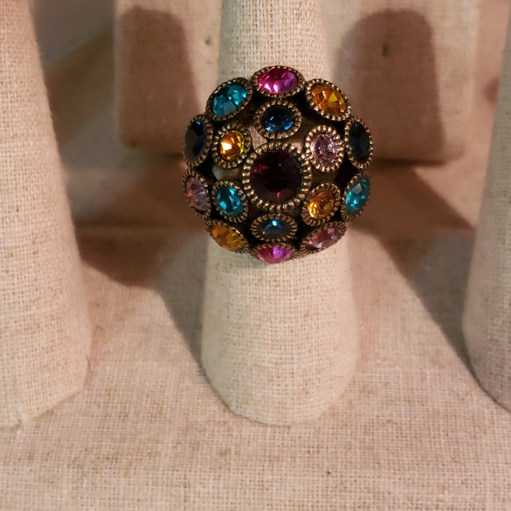 Ring & Earrings Set - Picture 4 of 6